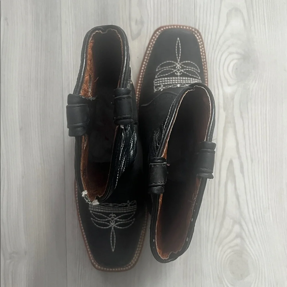 Innovation Black Western Boots